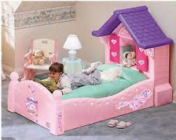 Das alter ihrer tochter spielt selbstverständlich eine große rolle, wenn es um die auswahl eines passenden. Bett Madchen Haus Prinzessin Einzelbett Pink Mit Rollladen Matratze Und Basis Ebay