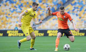 За два тура до конца чемпионата горняки опережают идущую третьей зарю на 7 очков. Enb1zutslzk41m