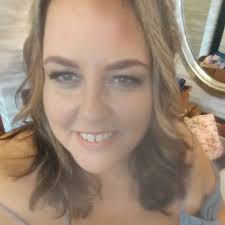 I am seeking a licensed CNA for private care. Can anyone recommend a couple  of CNAs to provide care for my mother, who has Alzheimer's disease. We need  a CNA at various