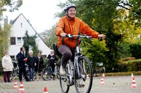 Baden Wurttemberg Land Fordert Kostenlose Trainings Fur E Bike Fahrer Mit 800 000 Euro Baden Wurttemberg Stuttgarter Nachrichten