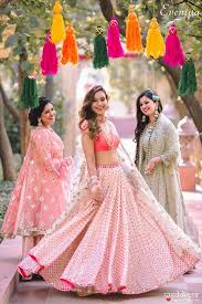 This Bride And Bridesmaid Shoot Is Drooling The Internet With Trends Indian Wedding Photography Poses Bridesmaid Photoshoot Bridal Outfits
