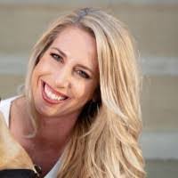 Rachel Ruggles's Instagram, Twitter & Facebook