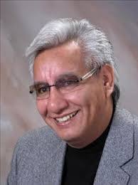 Robert Castanon's Instagram, Twitter & Facebook