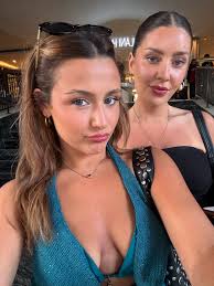 Evie (@evierosebunce) • Instagram photos and videos