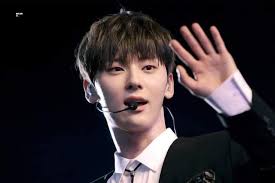 KANG DANIEL, HWANG MINHYUN, HA SUNG WOON, KIM JAE HWAN & PARK JIHOON