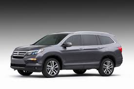 The first time it was like i slammed the brakes on but thankfully i was just going up our drive way and not driving fast. 2016 Honda Pilot Makes Chicago Auto Show Debut Autoguide Com News
