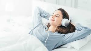 10 jam musik tidur yang tenang musik yang merangsang tidur, musik santai danau bulan. Benarkah Mendengarkan Musik Dapat Mengatasi Gangguan Tidur Tirto Id