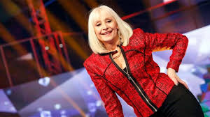Raffaella maria roberta pelloni (born 18 june 1943), better known as raffaella carrà is an italian singer, dancer, television presenter, and actress. Ibyyidkzc1sidm