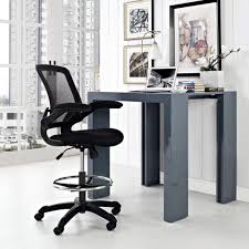 An ergonomic chair is designed to fit your body and keep you comfortable over the course of an eight hour work day. The 8 Best Standing Desk Chairs Stools Of Winter 2021