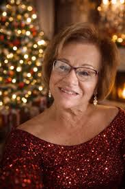 What to say in a holiday post: age, status, location