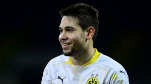 The best gifs of raphael guerreiro on the gifer website. Bvb Guerreiro Stand 2019 Vor Dem Wechsel Zu Psg