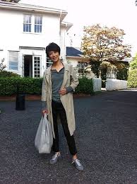 今月の黒田知永子さん 今月の黒田知永子さん 2013年11月号 初秋の曖昧色コーディネート だい eclat エクラ 50代 ファッション ファッションスタイル ファッション