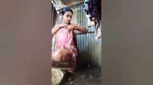 Desi girl bathing || Desi girl bath || Desi bathing || Desi bath ||  @virginstuff1953