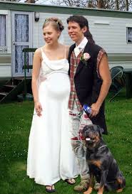 It's likely that no one will even notice, and you could save a bundle by making the arrangements yourself well another cheap wedding idea: Redneck Wedding
