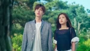 I like new plots and crazy dramas, but sometimes you just need something corny, and this drama hits. Cinderella And The Four Knights Episode 16 Sub Indo Viu Indonesia