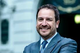 Andres Araya's Instagram, Twitter & Facebook