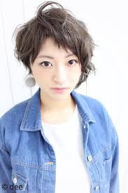 ベリーショート ボブでかっこ可愛く変身 イメチェンに迷ったら参考に hair ベリーショートボブ ショートのヘアスタイル アシメ 髪型