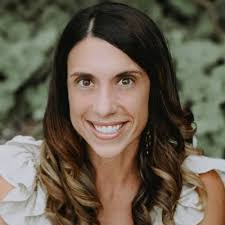 Michelle Hildreth's Instagram, Twitter & Facebook