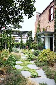 Gallery Rambling Inner City Garden City Garden Private Garden Design Large Backyard Landscaping