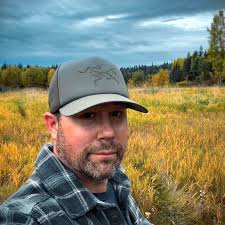 Arctic Fox camper in Alaska