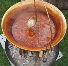 Pikanter Kesselgulasch Rezept In 2020 Kesselgulasch Gulasch Und Paprikagulasch