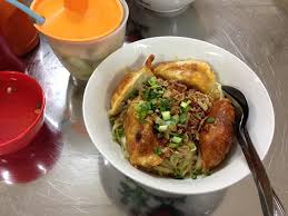 Ada gule kambing, sate kambing muda, nasi haah. Depot Santong Chie Kiauw Mie Surabaya Restaurant Reviews Photos Phone Number Tripadvisor