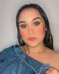 Elizabeth Petit (@elizabethpetitc) • Instagram photos and videos