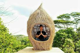 Objek wisata ini sendiri menawarkan keindahan yang bakal mengingatkan anda dengan green canyon yang berada di pangandaran. Bukit Pangonan Pringsewu Wisata Kekinian Yang Ada Di Lampung Backpacker Jakarta