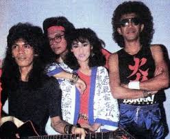 Dua insan bercinta lirik ella. Dua Insan Bercinta Lyrics Chords By Ella The Boys