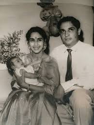 Nutan naidu is a social activist, motivational speaker and politician. Nutan And Her Husband With Their Son Google Arts Culture