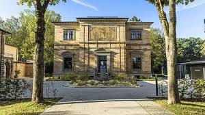 Die stadt ist sitz der regierung von oberfranken, des bezirks oberfranken verwirklichen sie ihren traum vom eigenheim und bauen sie ihr eigenes haus in bayreuth. Haus Wahnfried Und Richard Wagner Museum Inbayreuth De
