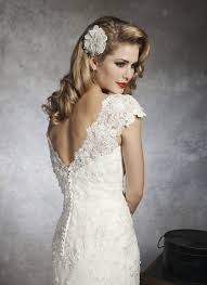 Das passende kleidungsstück für eure heirat an der ostsee. Hochzeitskleid Retro Spitze Kurzes Vintage Hochzeitskleid Aus Satin Und Spitze Brautkleid Im Retro Stil Vintage Hochzeitskleid Hochzeitskleid Brautmode
