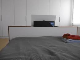 Check spelling or type a new query. Bout De Lit Avec Tv Escamotable Kiosque Amenagement