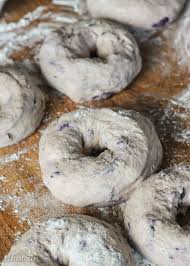How many carbs in a brueggers bagel? Blueberry Bagels Bakerita