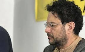 Iván cepeda es el líder más importante de la nueva generación de las farc (…) cruza o cruzó la farc política desapareció por completo como si no pasara nada. Ivan Cepeda Denuncia Que Tres Hombres Vigilan Su Casa De Manera Constante Cablenoticias