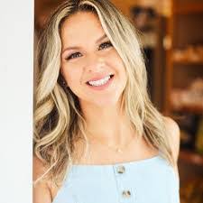 Stacie Herrera's Instagram, Twitter & Facebook