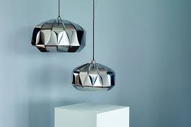 Aydinlatma Ve Dekor Dunyasindan Gelismeler Joss Barton Dan Diamond Lights Avize Aydinlatma Lighting Design Tasarim Dekor Deco Avize Aydinlatmalar Abajur