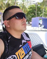 Amelio Torres's Instagram, Twitter & Facebook