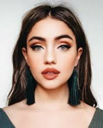 Hannah Brownlee (brownleehannah)