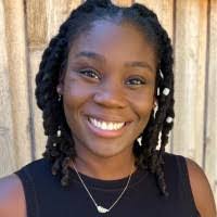 Jennifer Moise's Instagram, Twitter & Facebook