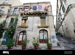 Di ruggero hi-res stock photography and images - Alamy