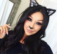 It is usually black or pink, but the color can vary, depending on which face paints you have. Cute Cat Makeup For Kids Novocom Top