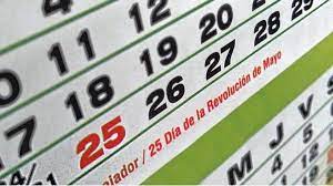 El feriado puente del 24 de mayo que el gobierno decidió suspender se pasará para el viernes 13 de agosto, confirmaron este martes fuentes del gobierno. El Gobierno Restablecera El Feriado Puente Del 24 De Mayo