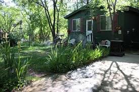 Apple Creek Cottages In Prescott Az Is Pet Friendly Grab Your Four Legged Friend And Stay At This One Of A Kind Pet Friendly Hotels Prescott Arizona Cottage