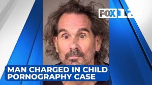 Police searching for man accused of stabbing family member in Gresham