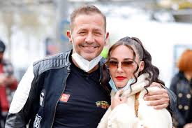 Jun 07, 2021 · sechs wochen nach dem tod ihres mannes willi hat sich jasmin herren nun zum ersten mal auf instagram zu wort gemeldet. Willi Herren Tochter Alessia Postet Ruhrende Worte Zum Abschied Gala De