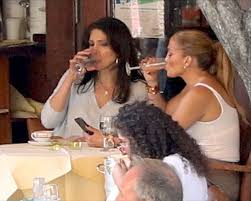 Jennifer lopez — «in the morning». Lynda Lopez Lunches With Sister Jlo At Cipriani Downtown In Manhattan