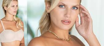 El tenis clásico de #Vizzano con detalles metálicos aporta elegancia a  cualquier atuendo! 🔝😍 Encontralas en @megacalzados 📍Angel Iribas y  Proceres de mayo zona mercado 4