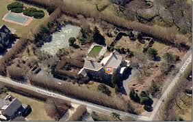 Watch grey gardens movie online. Cote De Texas A Pictorial History Of Grey Gardens