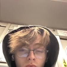 Madison Pratt-Laue (@mplaue)